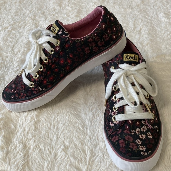 Keds Women's Jump Kick Floral Sneaker - Picture 8 of 13